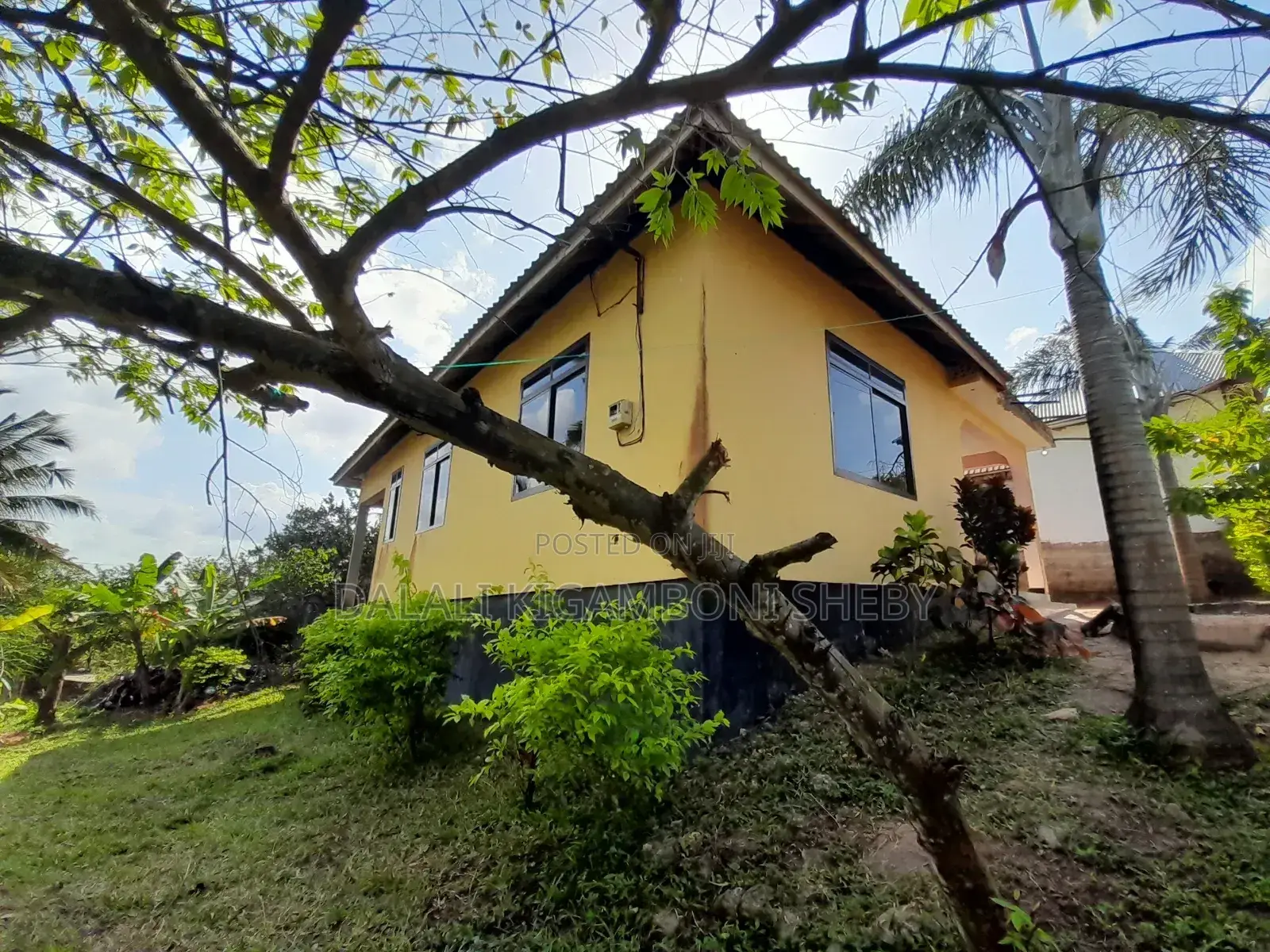 4bdrm House in Kigamboni Mwembe for sale