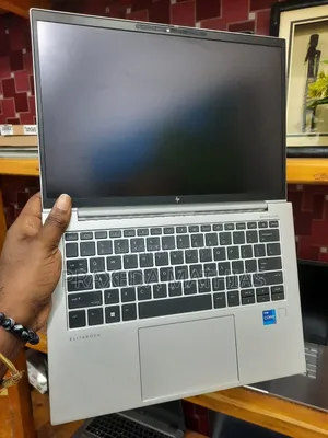 Laptop HP EliteBook 840 G9 16GB Intel Core I7 SSD 512GB