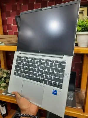 Laptop HP EliteBook 840 G9 16GB Intel Core I7 SSD 512GB
