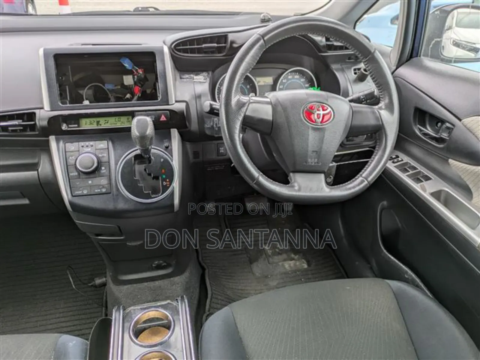 Toyota Wish 2017 Blue
