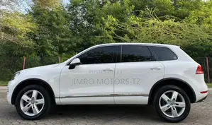 Volkswagen Touareg 2013 White