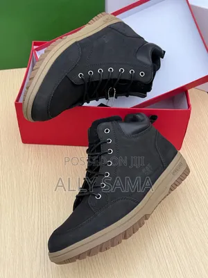 Men's Boots Caterpillar Material Leather New Design 2025