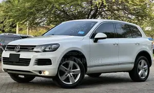 Volkswagen Touareg 2013 Pearl