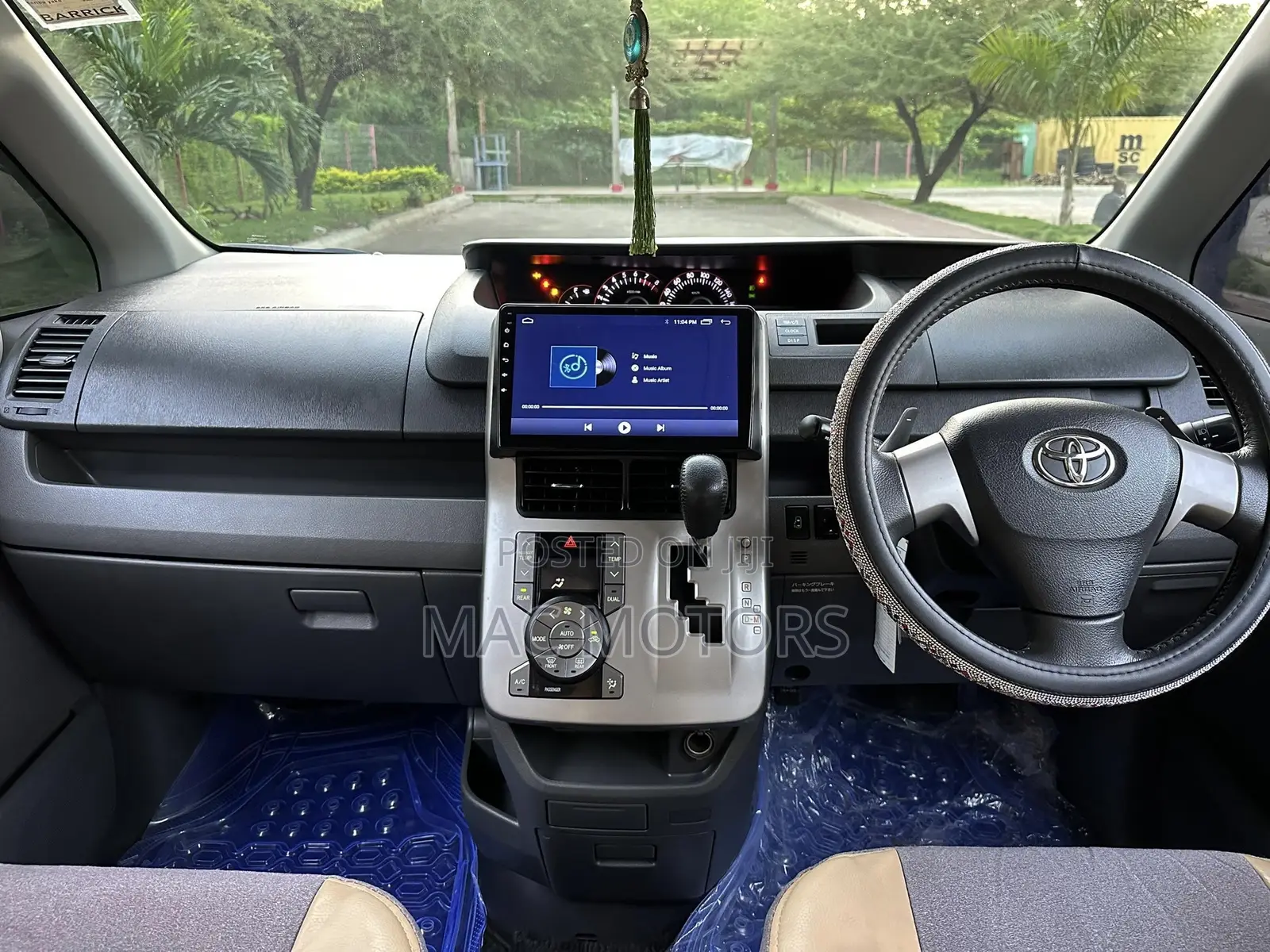 Toyota Noah 2007 Gray