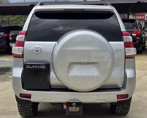Toyota Land Cruiser Prado 3.0 TD 2012 Silver