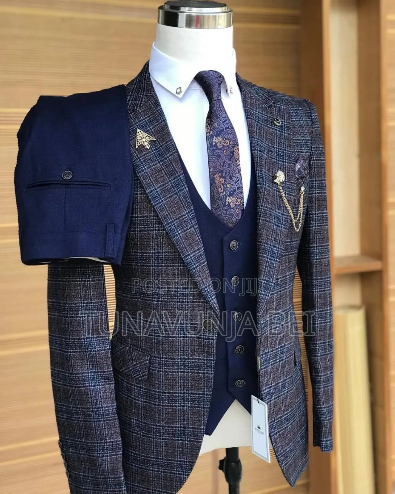 Marshaliano / Quality Material Suit