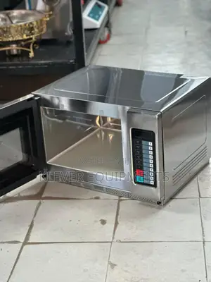 Commercial Microwave 34litres