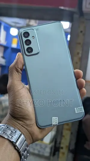 Samsung Galaxy M23 128 GB Gray