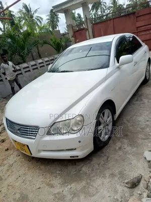 Photo - Toyota Mark X 2006 White