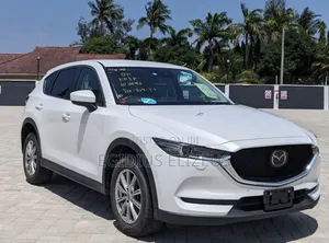 Photo - Mazda CX-5 2017 White