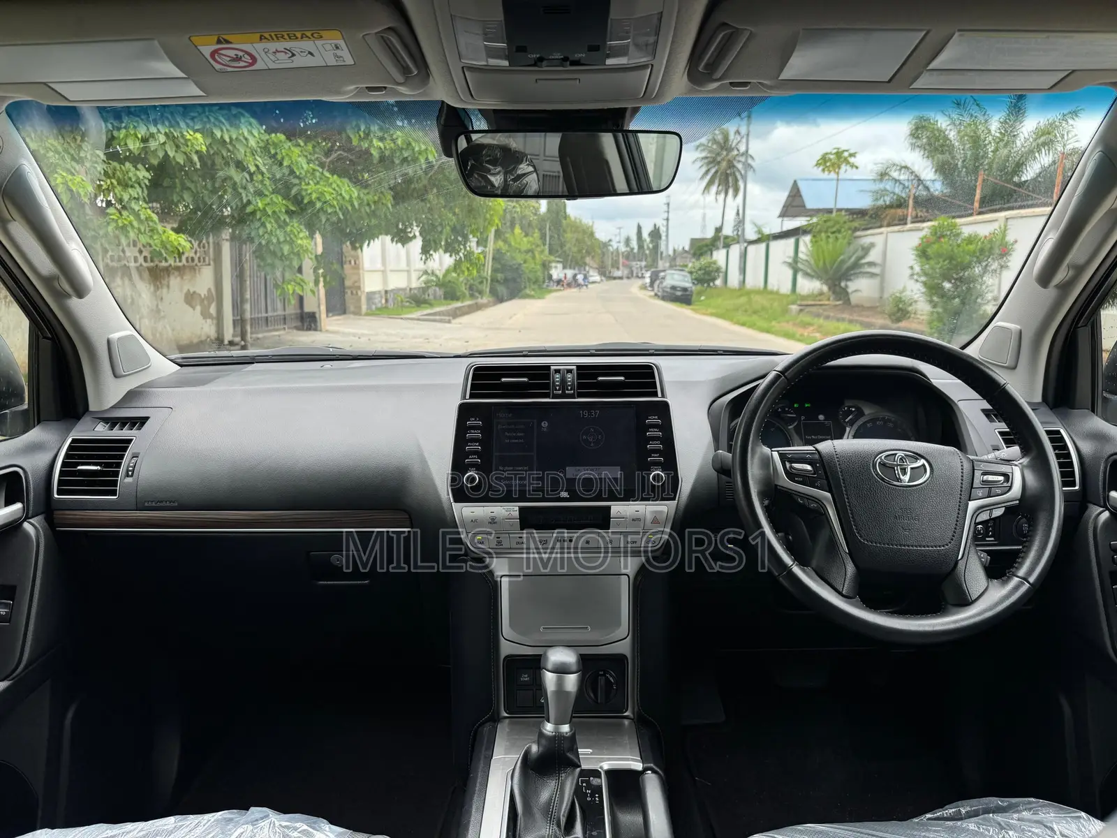 Toyota Land Cruiser Prado 2023 Gray