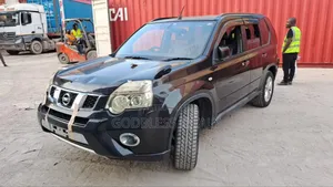 Nissan X-Trail 2.0 Petrol XE 2010 Black