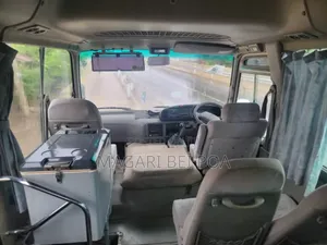 Toyota Coaster 2004 Gold