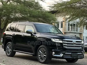 New Toyota Land Cruiser 2023 Black