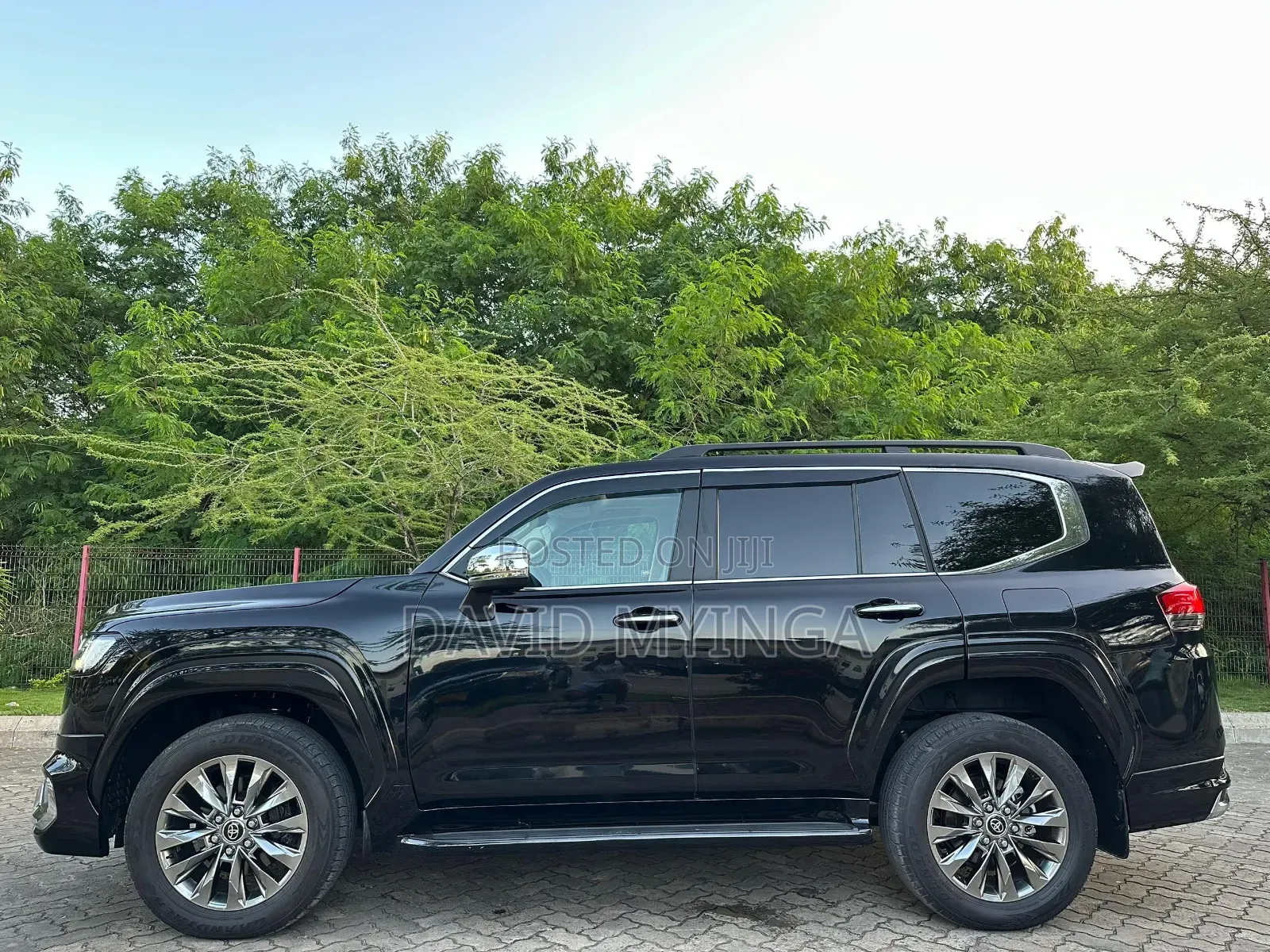 New Toyota Land Cruiser 2023 Black