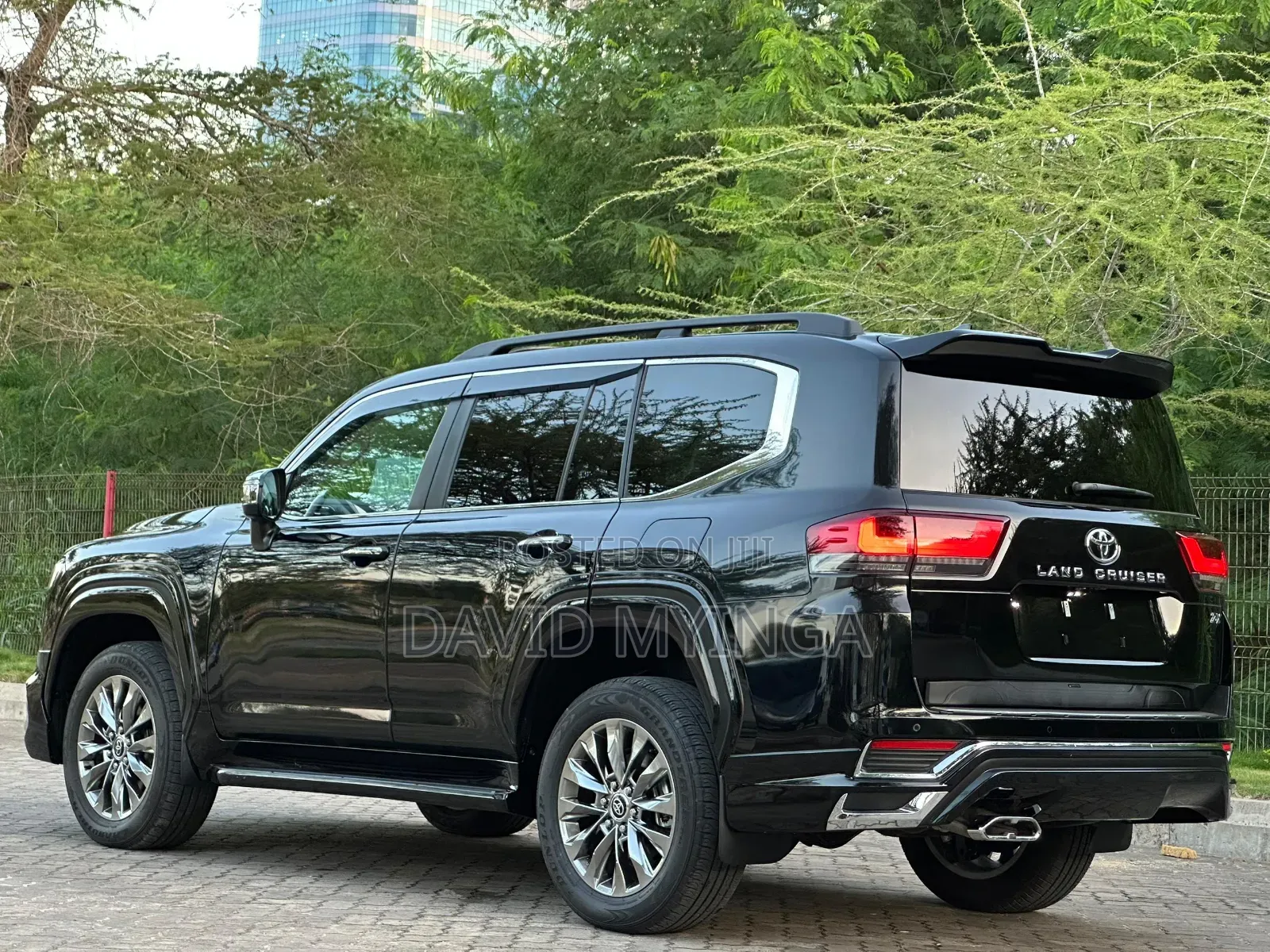 New Toyota Land Cruiser 2023 Black