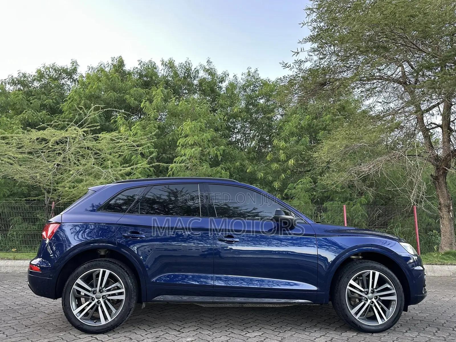 Audi Q5 2.0T Premium AWD quattro 2019 Blue