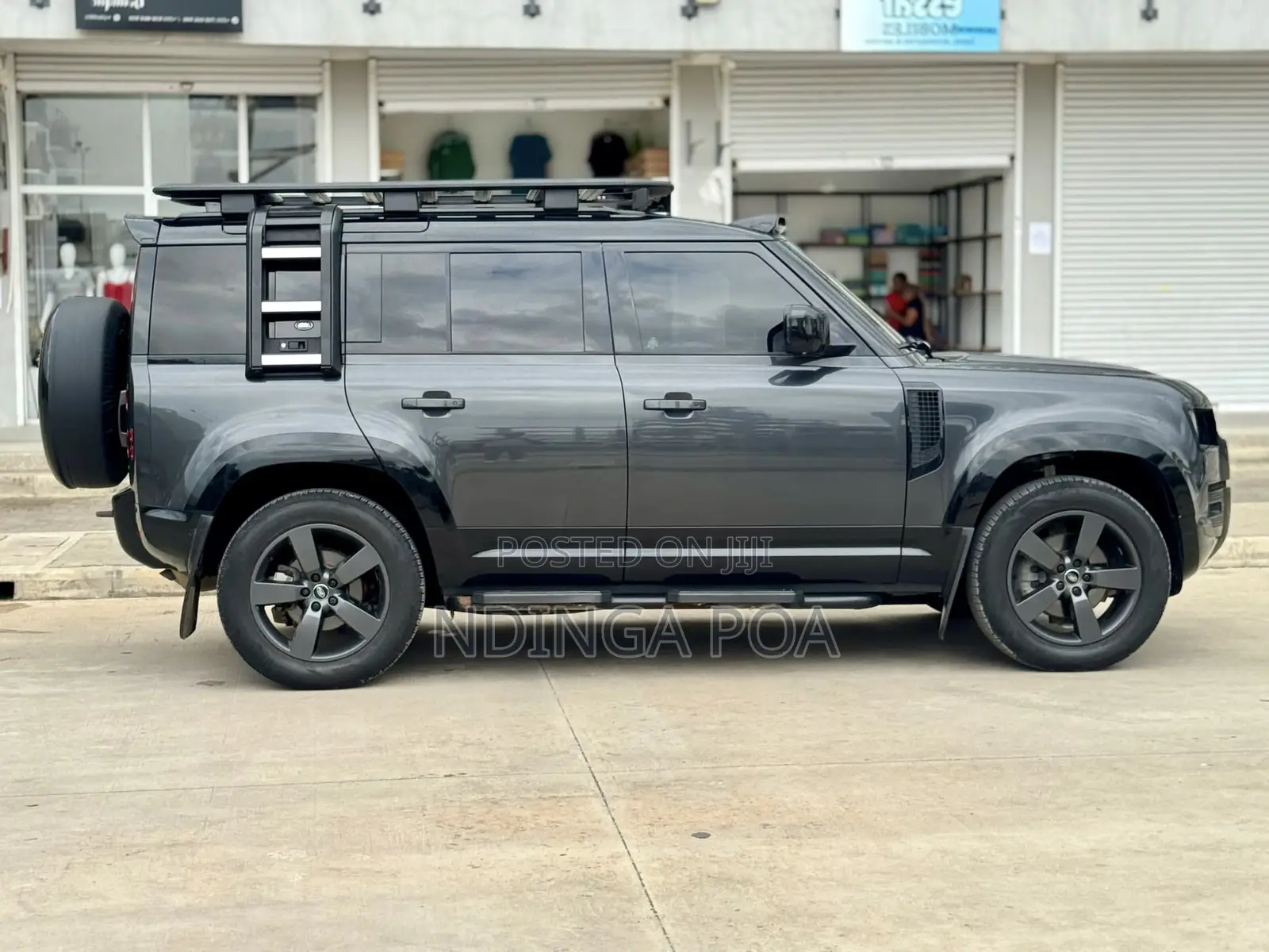 Land Rover Defender X-Dynamic HSE 2022 Gray