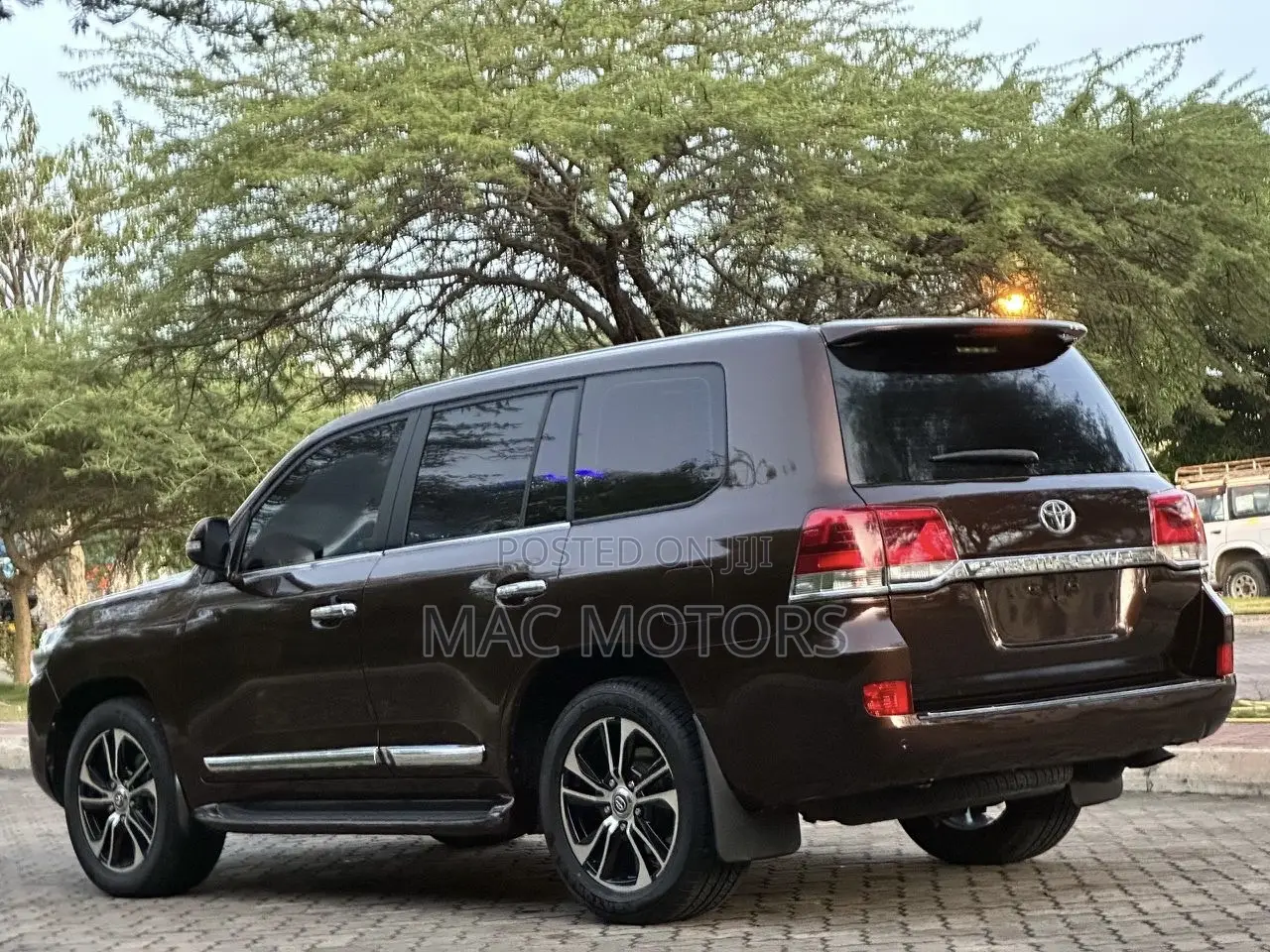 Toyota Land Cruiser 4.5 V8 GX-R 2015 Burgundy