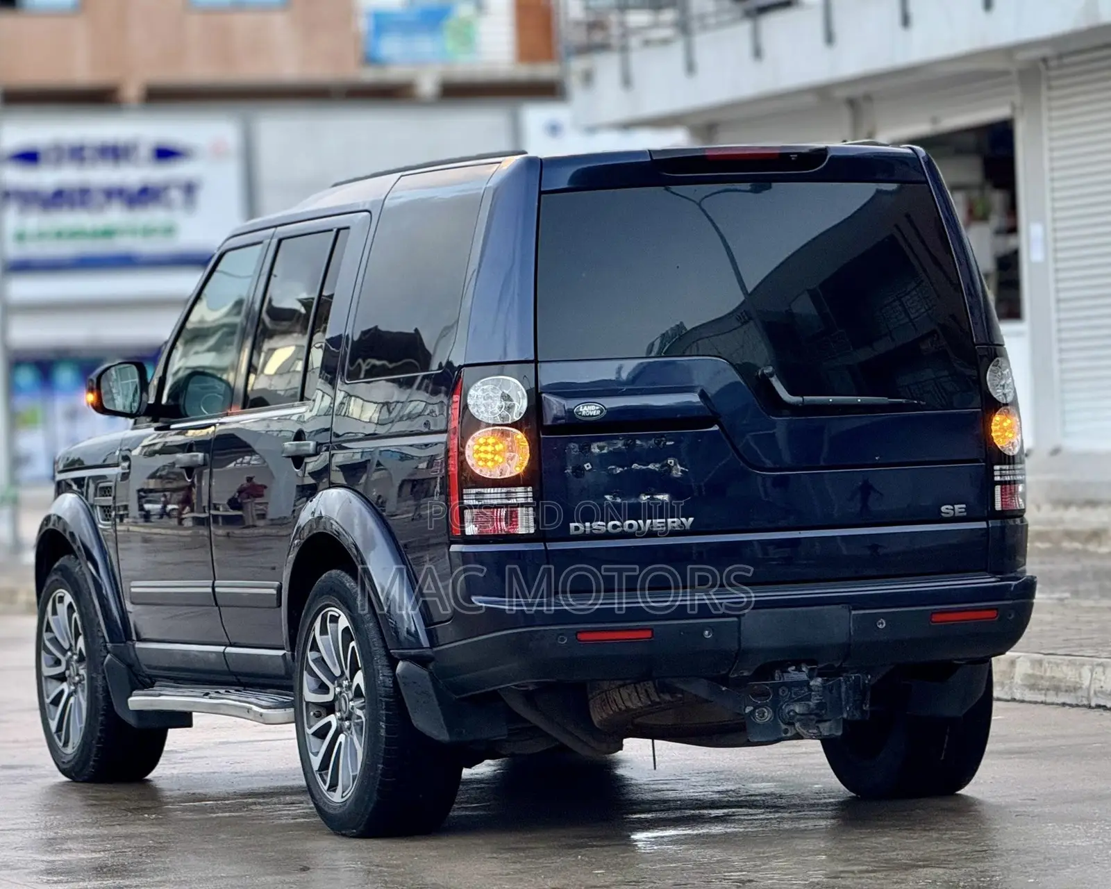 Land Rover Discovery 2015 Blue