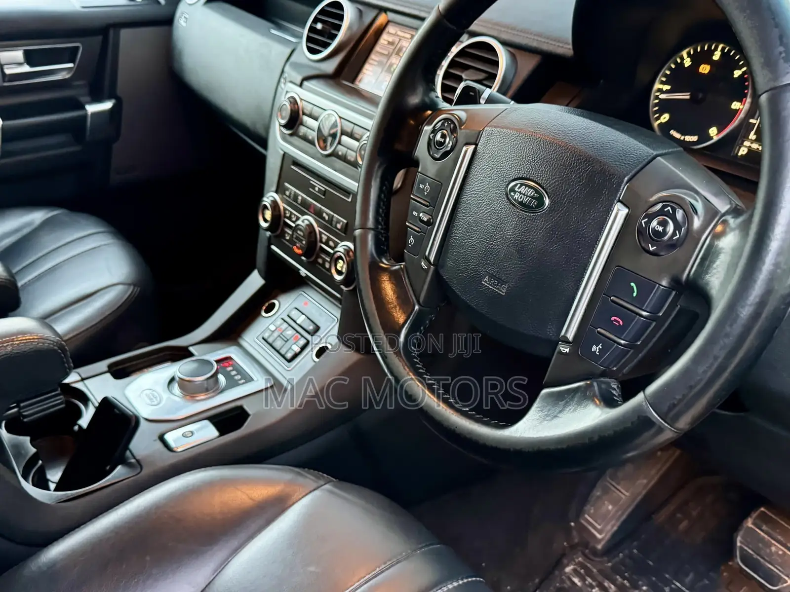 Land Rover Discovery 2015 Blue