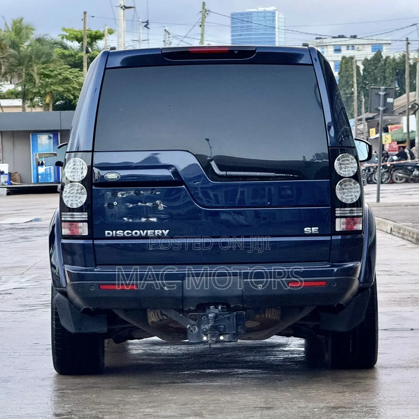 Land Rover Discovery 2015 Blue
