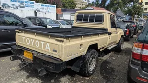 Toyota Land Cruiser 2015 Beige