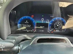 Toyota Alphard 2024 Gold
