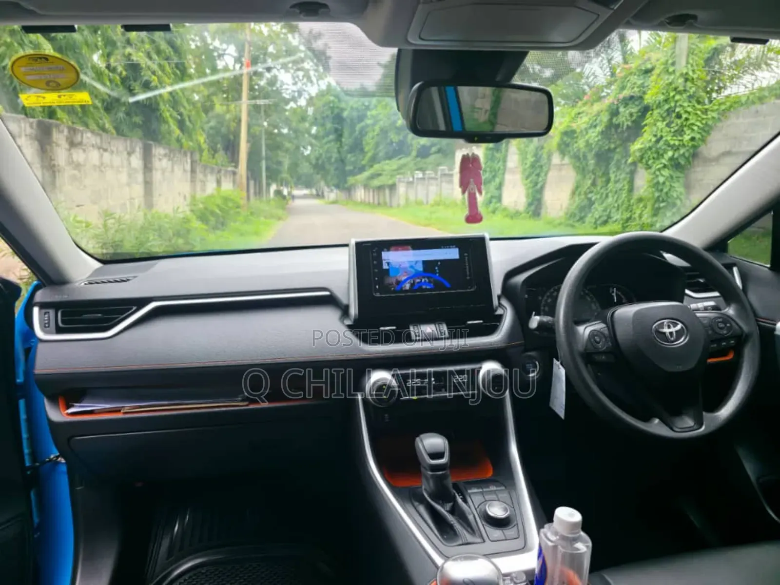 Toyota RAV4 2019 Blue