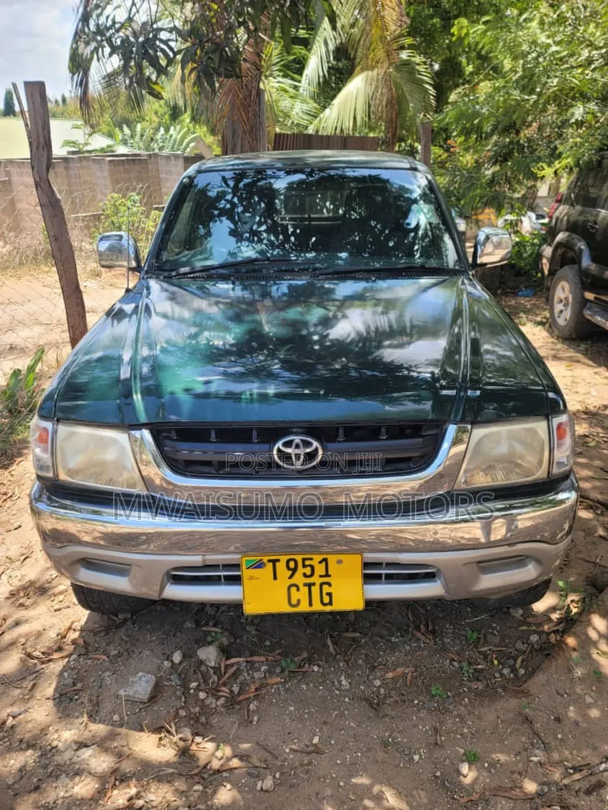 Toyota Hilux 2003 Green