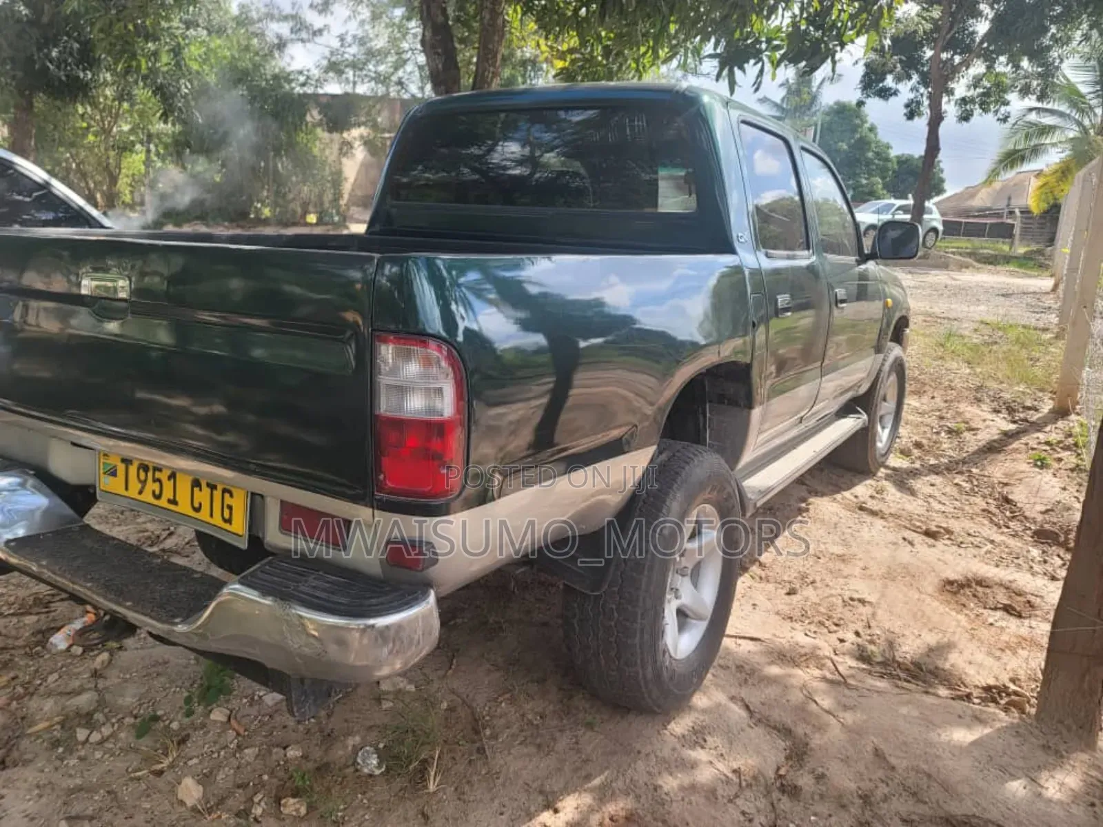 Toyota Hilux 2003 Green