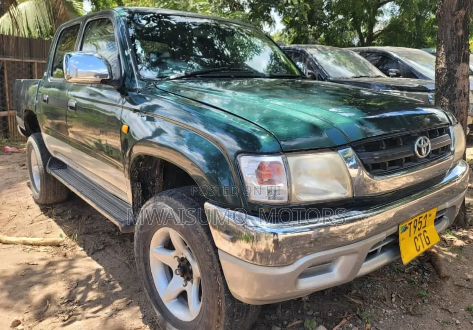 Toyota Hilux 2003 Green