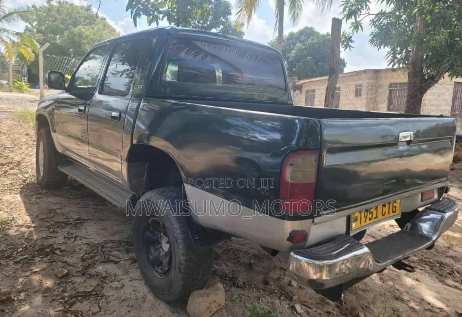 Toyota Hilux 2003 Green