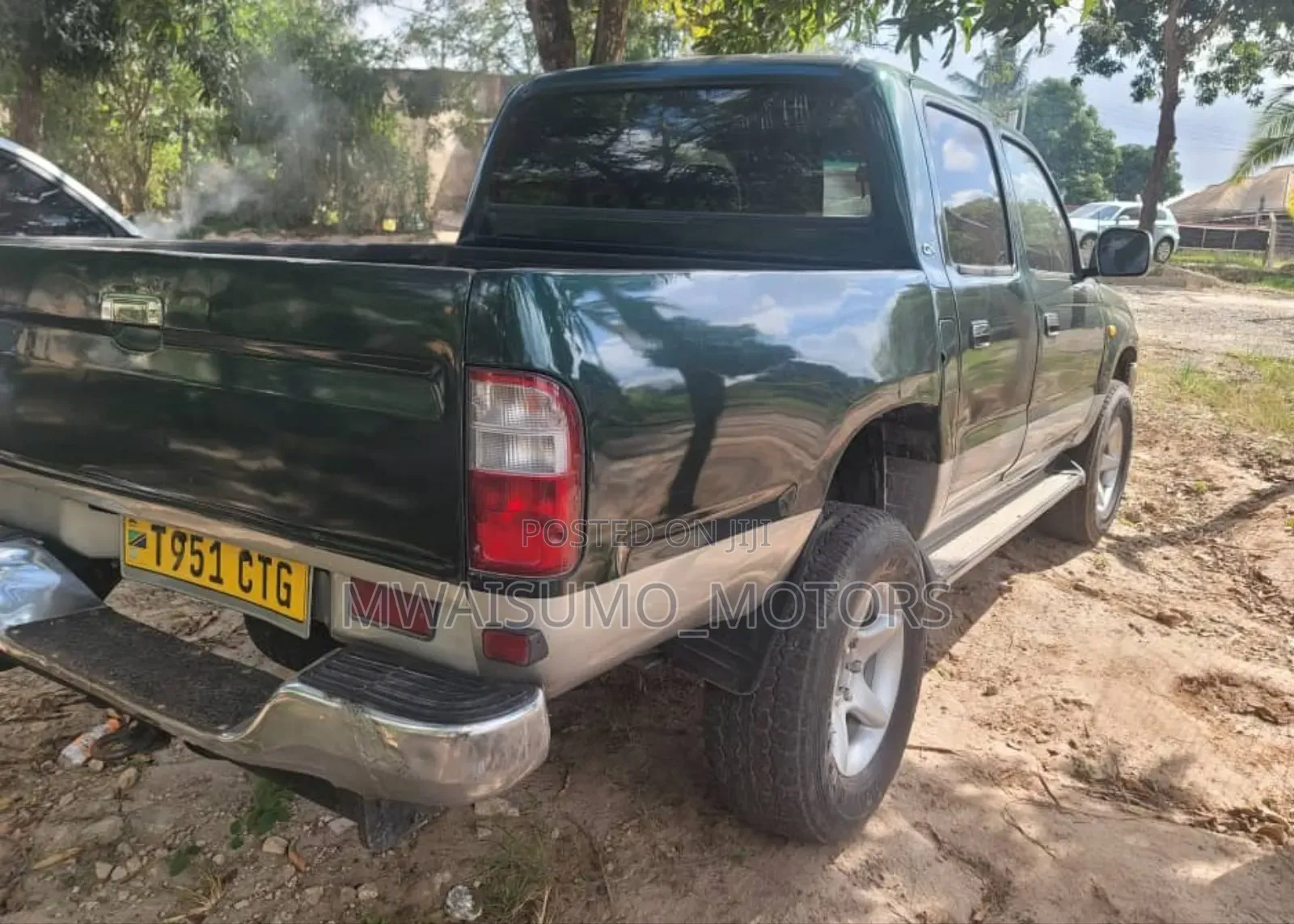 Toyota Hilux 2003 Green