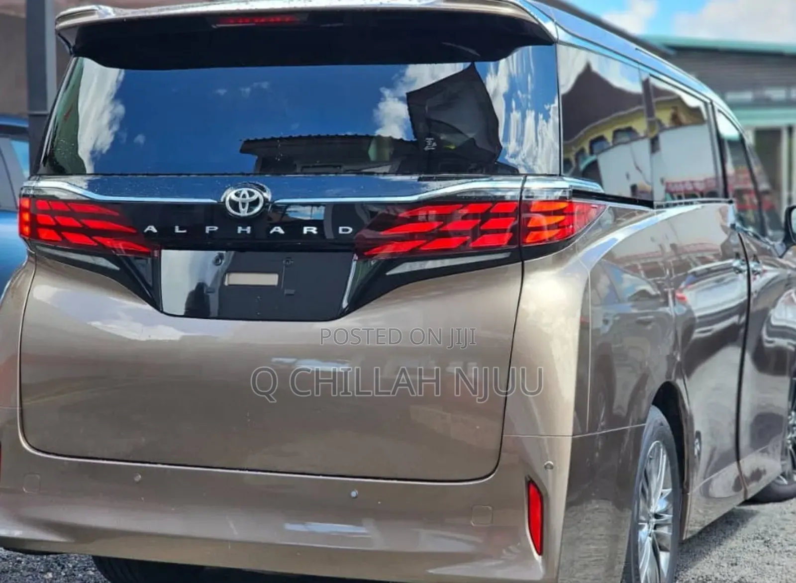 Toyota Alphard 2024 Silver