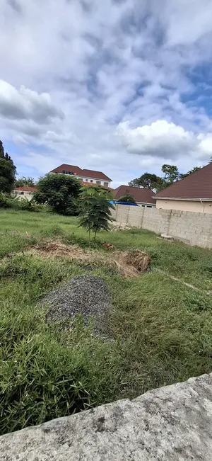 Plot for Sale at Oysterbay