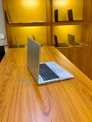 Photo - Laptop HP EliteBook 840 G6 16GB Intel Core I7 SSD 512GB