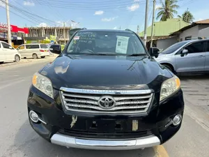 Photo - Toyota Vanguard 2012 Black