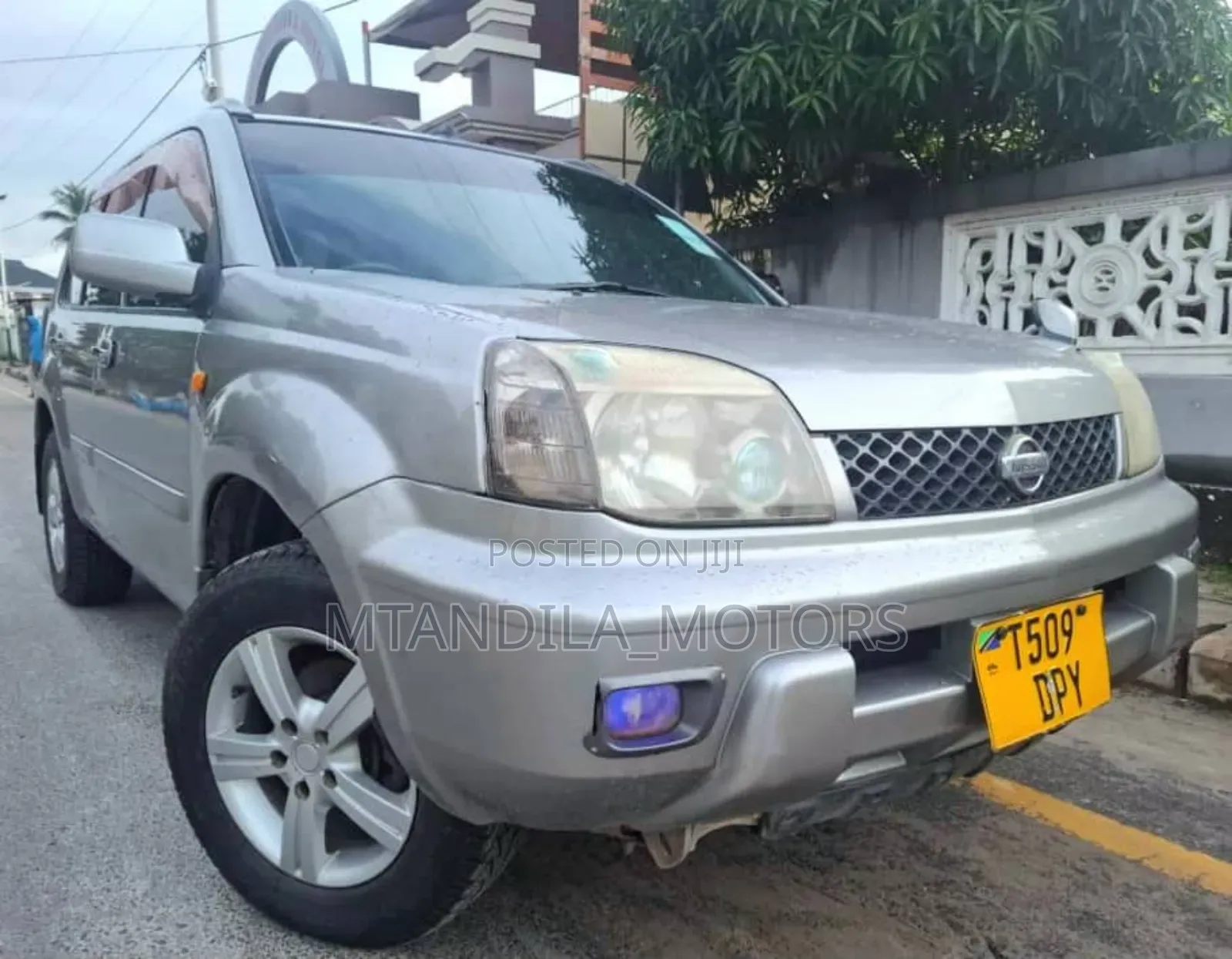 Nissan X-Trail Automatic 2005 Gray