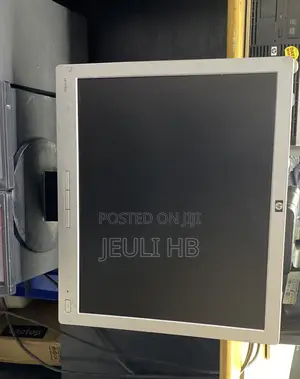 Hp 19 Inch Square Silver