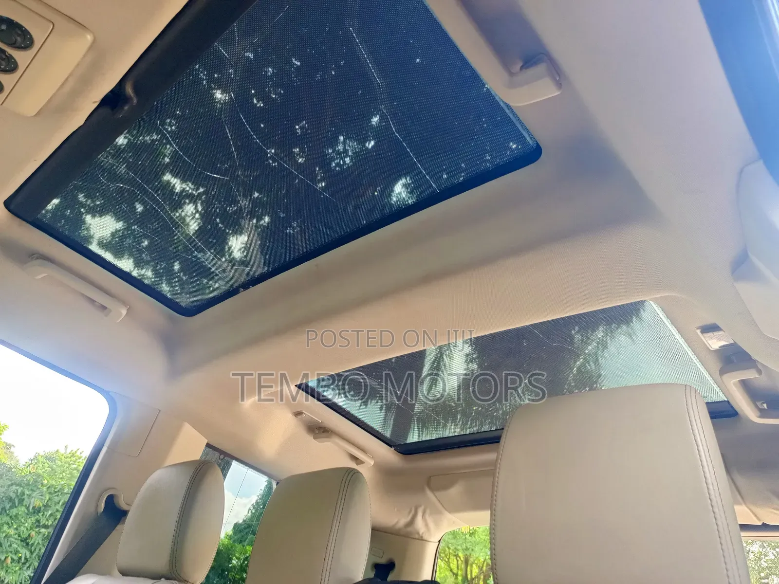Land Rover Discovery 2016 Black