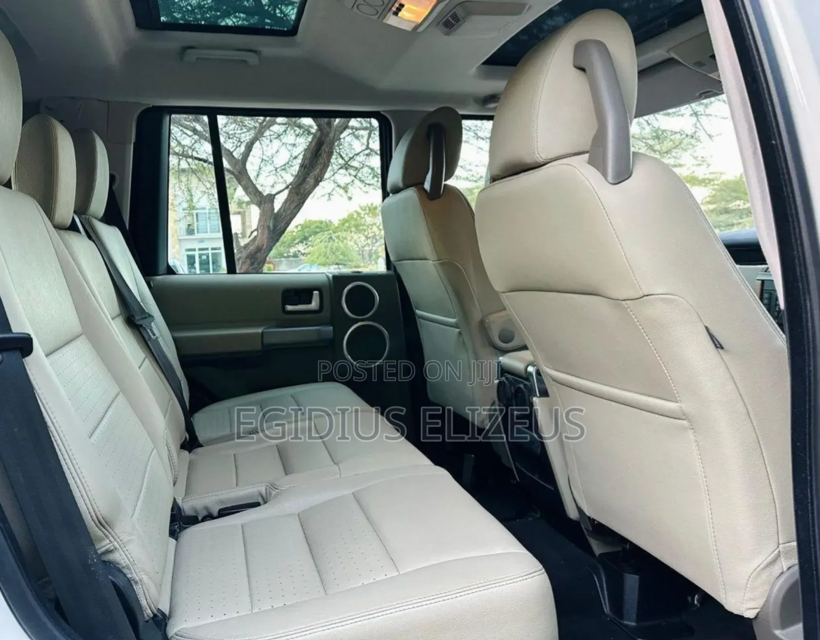 Land Rover Discovery 2009 White
