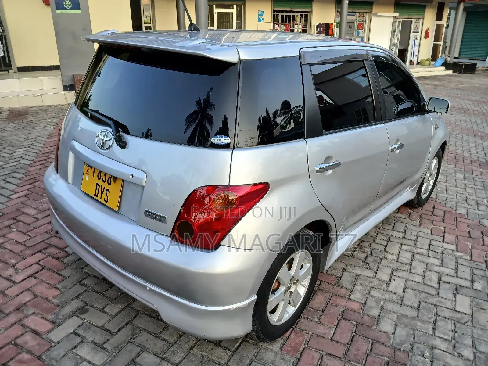 Toyota IST 2003 Silver