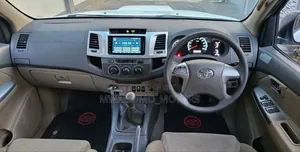 Toyota Fortuner 2013 White