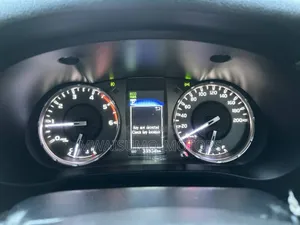 Toyota Hilux 2022 Matt Black
