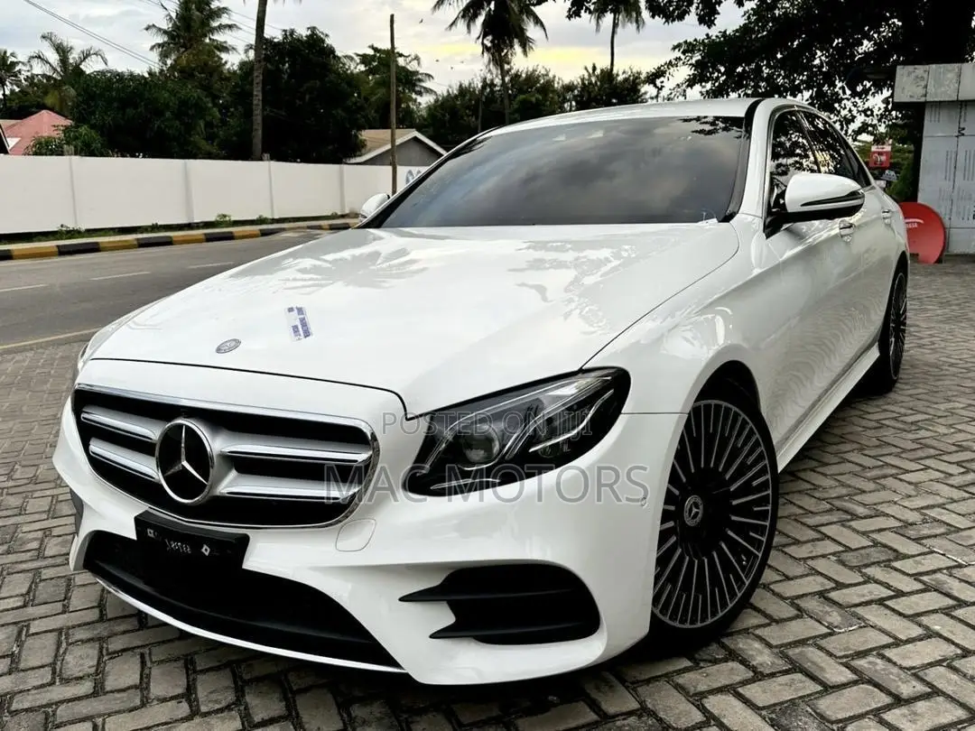 Mercedes-Benz E200 2016 White