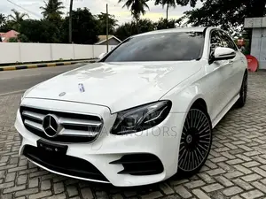 Mercedes-Benz E200 2016 White