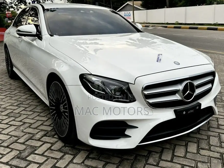 Mercedes-Benz E200 2016 White