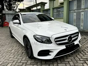 Mercedes-Benz E200 2016 White