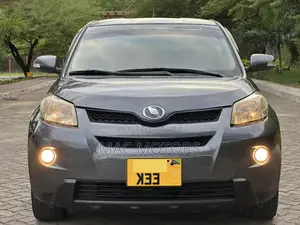 Toyota IST 2007 Gray